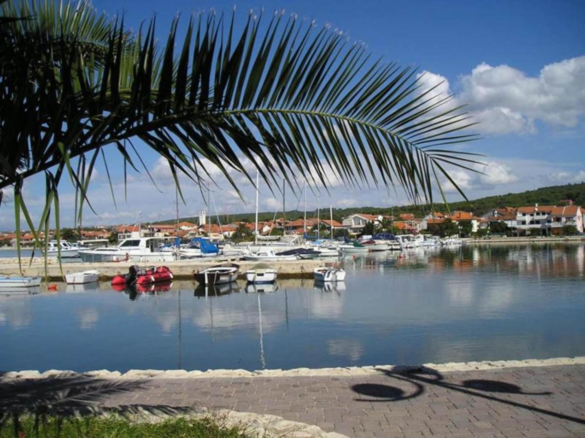 Scenic Holiday Home In Bibinje Near Sea 外观 照片