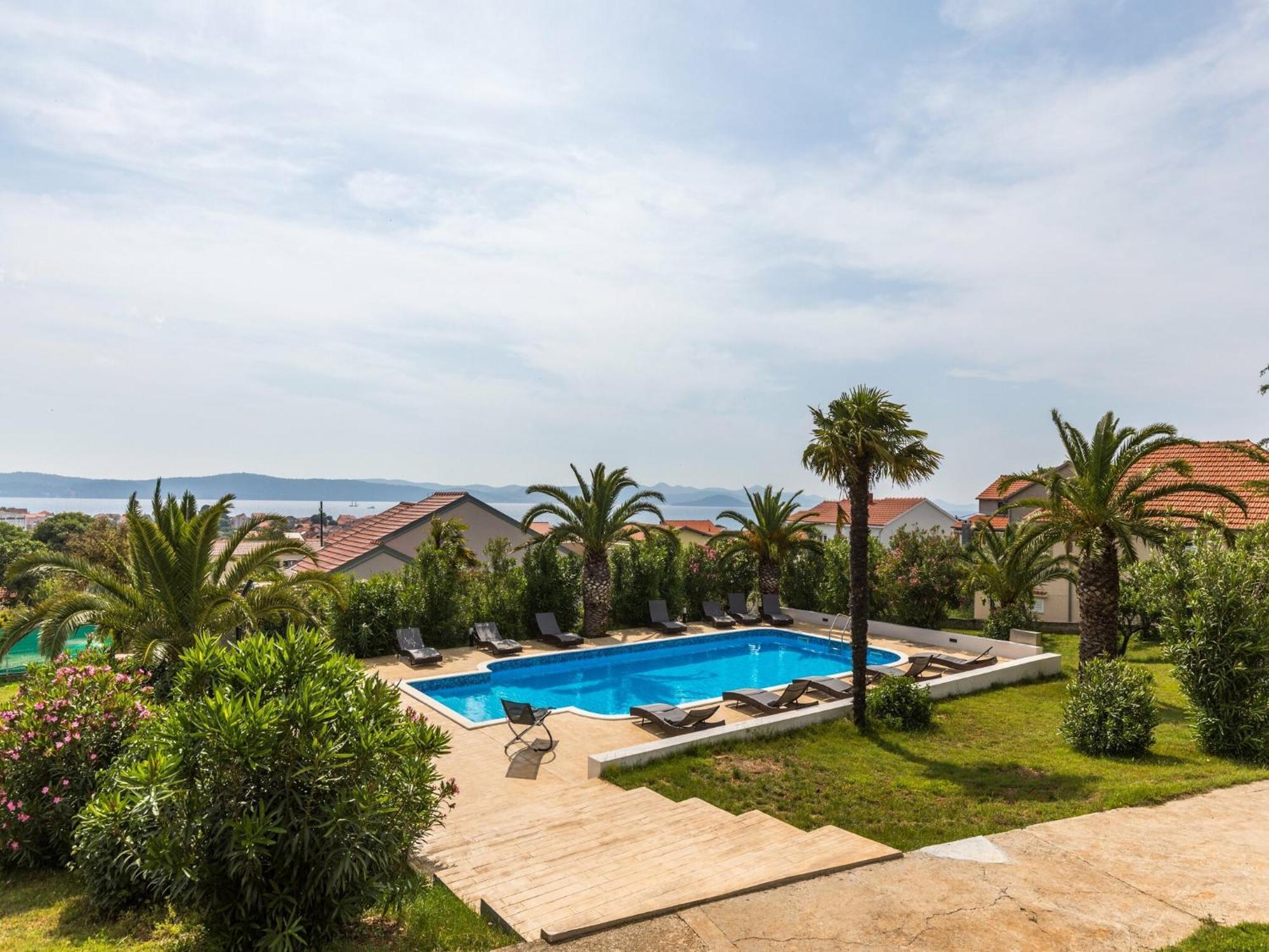 Scenic Holiday Home In Bibinje Near Sea 外观 照片