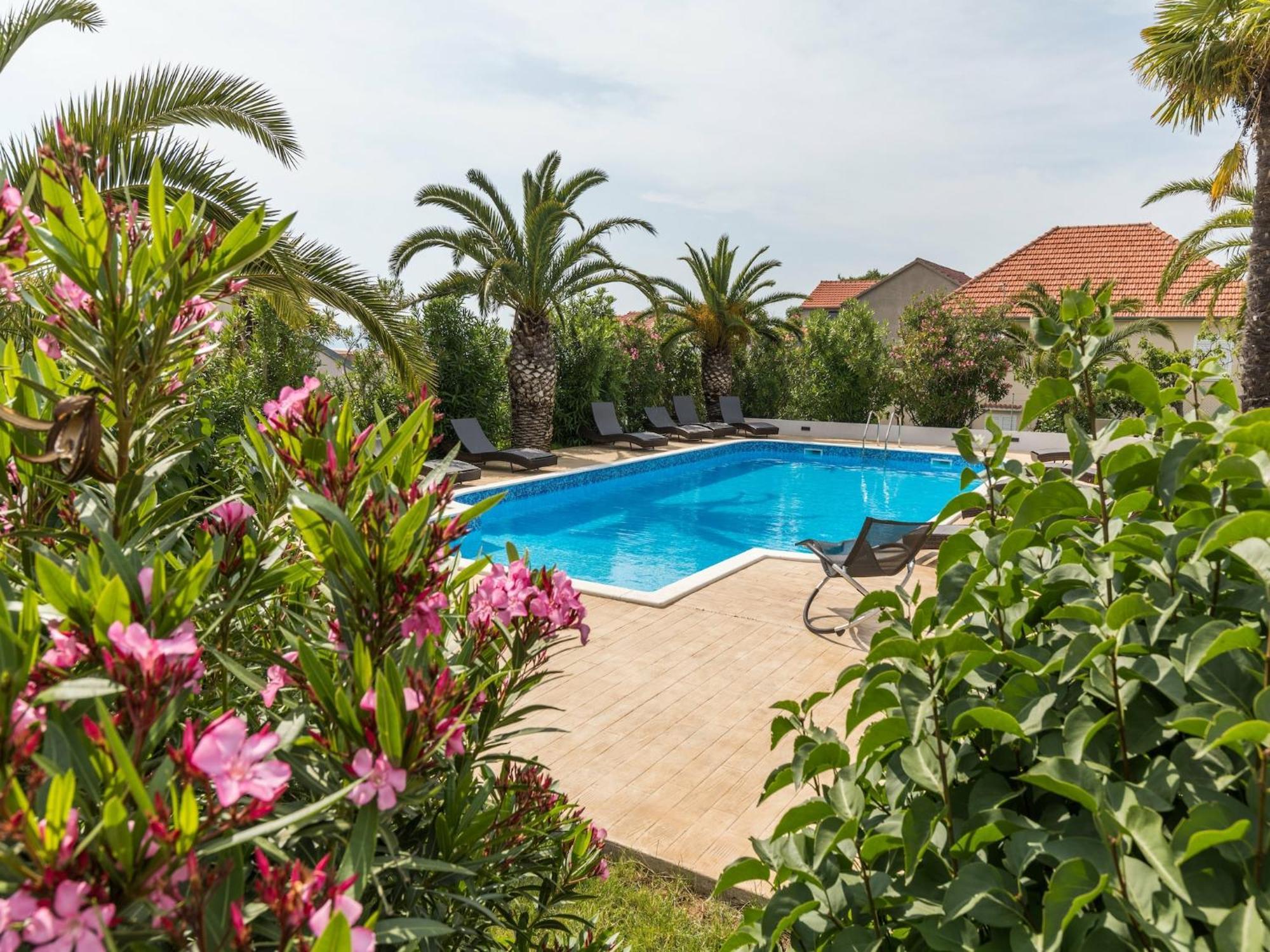 Scenic Holiday Home In Bibinje Near Sea 外观 照片